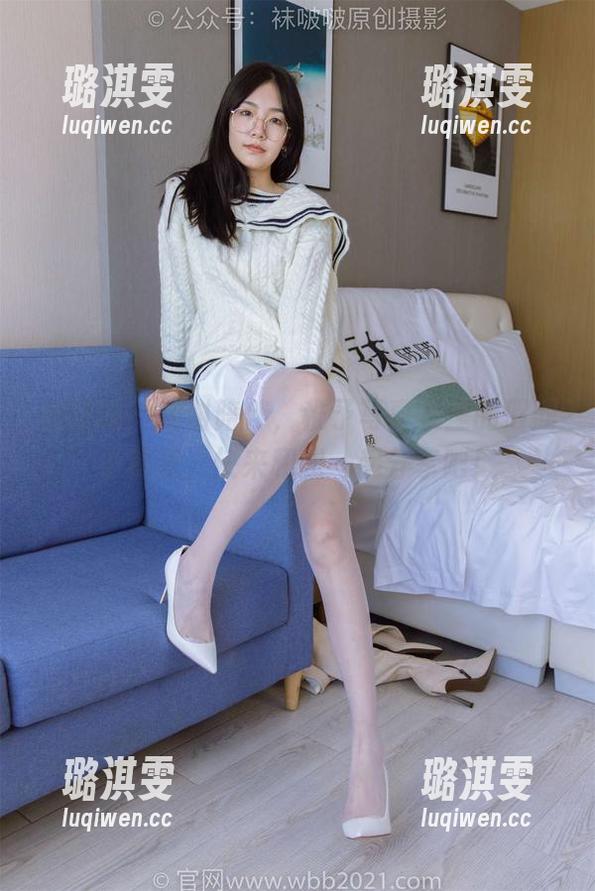 袜啵啵-稚予 袜啵啵 - 感谢陪伴,稚予写真集里的假期小秘密,快来和我一起分享吧!
