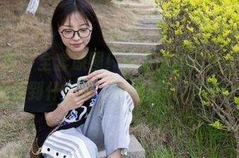 袜啵啵 – 全套原图！稚予蓝丝写真，让你感受到什么叫‘光是看就心动’！