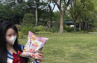微密圈 – 软妹小九九的写真下载攻略：反差御姐不是谁都能驾驭的！