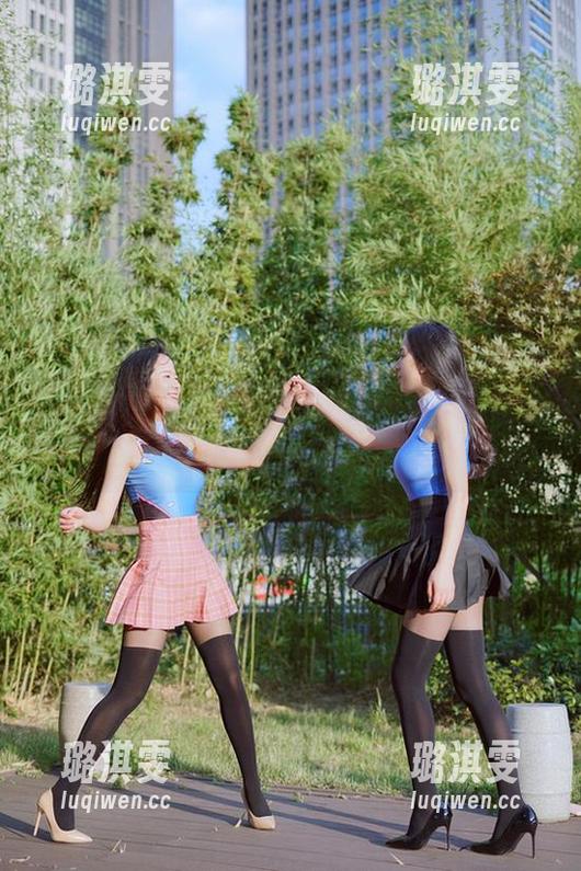 微密圈 - 辣妈女神独家私拍合集，美脚照引发的思考…不只是腿哦！