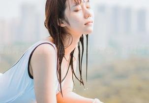 为何私奔？看看镜酱的高清制服分享，你就懂了！