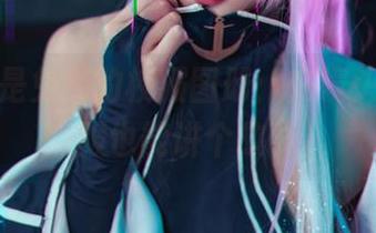 阿包也是兔娘的校服图册：在镜头前，校服也能讲个故事