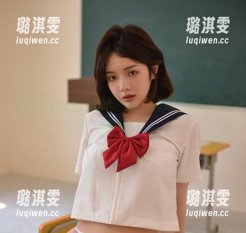 雯妹不讲道理 雯妹不讲道理的美脚全集,光影交错间勾勒出的小秘密
