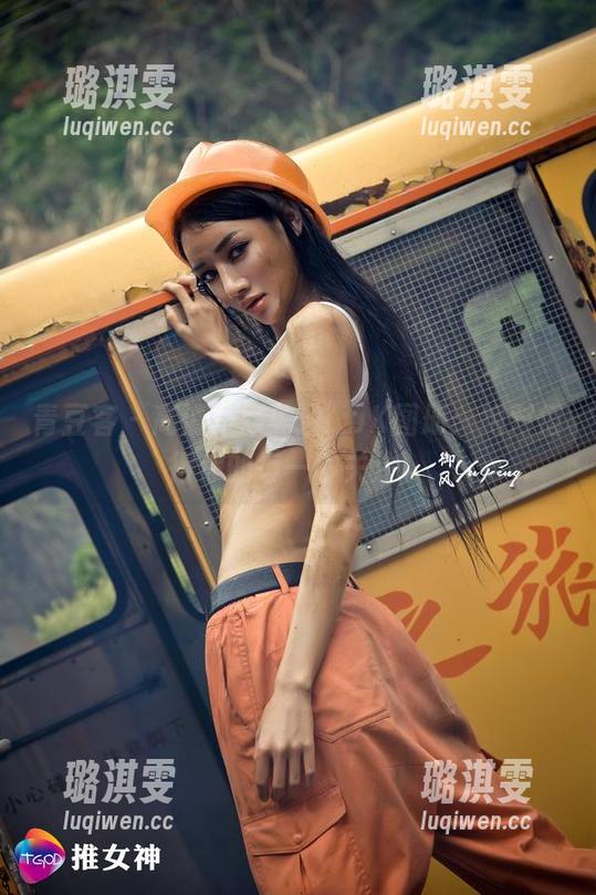 青豆客 - 高清“颜美汐”JK图册：绝对值得你的每一秒关注！